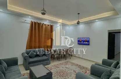 شقة - غرفة نوم - 2 حمامات للايجار في مساكن كورنيش عجمان - طريق كورنيش عجمان - عجمان