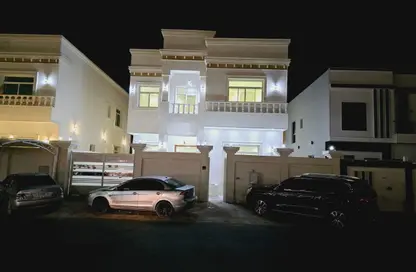 Villa - 5 Bedrooms - 7 Bathrooms for sale in Al Yasmeen 1 - Al Yasmeen - Ajman