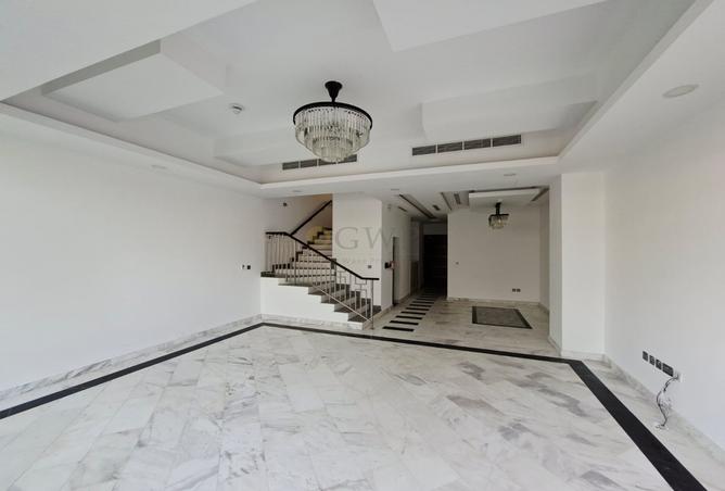 15711289 - Property Image 2