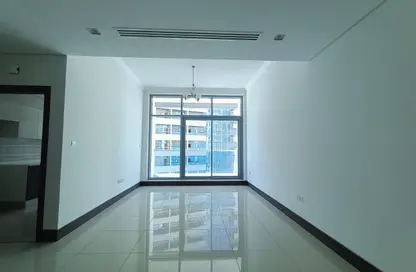 Apartment - 1 Bedroom - 2 Bathrooms for rent in Wembley Tower - Dubai Sports City - Dubai