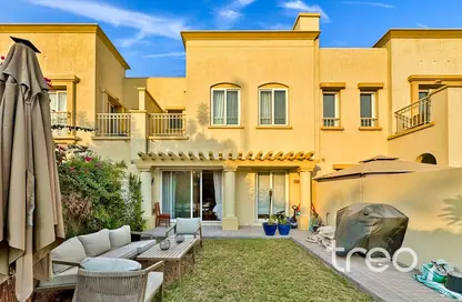 تاون هاوس - 2 غرف نوم - 2 حمامات للبيع في الينابيع 8 - الينابيع - دبي