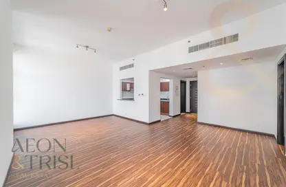 Apartment - 1 Bedroom - 2 Bathrooms for rent in Green Lakes Towers - JLT Cluster S - Jumeirah Lake Towers - Dubai