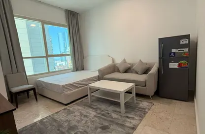 شقة - 1 حمام للايجار في 2 مرينا هايتس - مارينا سكوير - جزيرة الريم - أبوظبي شقة - 1 حمام للايجار في 2 مرينا هايتس - مارينا سكوير - جزيرة الريم - أبوظبي