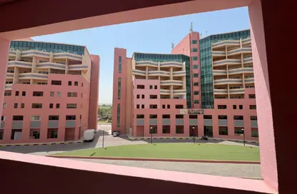 Apartment - Studio - 1 Bathroom for rent in The Gardens Buildings - The Gardens - Dubai