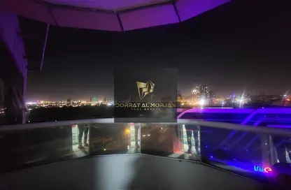 شقة - غرفة نوم - 2 حمامات للايجار في أورينت تاور 1 - أورينت تاور - البستان - عجمان