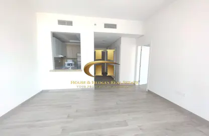 Apartment - 1 Bedroom - 2 Bathrooms for rent in JVC007 - Jumeirah Village Circle - Dubai