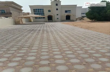 Outdoor House image for: Villa - 5 Bedrooms - 7 Bathrooms for rent in Mohamed Bin Zayed City - Abu Dhabi, Image 1