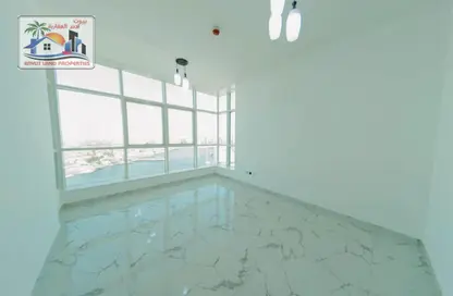 Apartment - 3 Bedrooms - 3 Bathrooms for rent in Oasis Tower - Al Rashidiya 1 - Al Rashidiya - Ajman