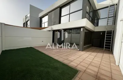 Terrace image for: Townhouse - 3 Bedrooms - 5 Bathrooms for rent in Faya at Bloom Gardens - Bloom Gardens - Al Salam Street - Abu Dhabi, Image 1