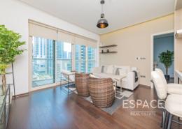 Living Room image for: Apartment - 1 bedroom - 2 bathrooms for rent in West Avenue Tower - Dubai Marina - Dubai, Image 1