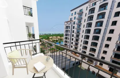 Apartment - 2 Bedrooms - 3 Bathrooms for sale in Views B - Yas Golf Collection - Yas Island - Abu Dhabi