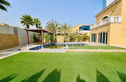 Villa - 5 Bedrooms - 6 Bathrooms for rent in Legacy - Jumeirah Park - Dubai