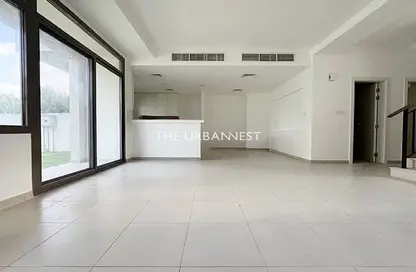 Townhouse - 3 Bedrooms - 4 Bathrooms for rent in Zahra Townhouses - Town Square - Dubai