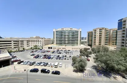 Apartment - 2 Bedrooms - 3 Bathrooms for rent in Hessa Homes Building - Oud Metha - Bur Dubai - Dubai