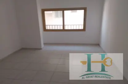 Empty Room image for: Apartment - 2 Bedrooms - 2 Bathrooms for rent in Al Khaled Tower - Al Nuaimiya - Ajman, Image 1