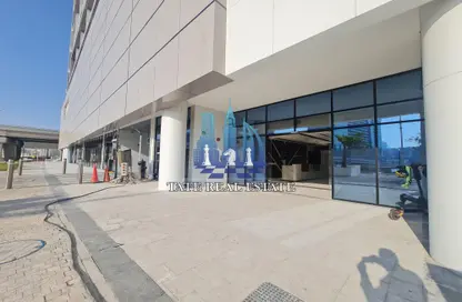 Retail - Studio - 2 Bathrooms for sale in Al Maryah Vista - Al Maryah Island - Abu Dhabi