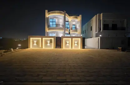 فيلا - 5 غرف نوم - 7 حمامات للبيع في الحليو 2 - الحليو - عجمان