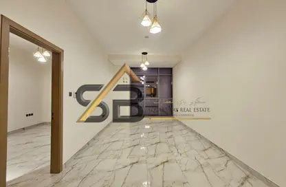 Apartment - 1 Bedroom - 1 Bathroom for rent in Central 1 Dubai 5 - Jumeirah Garden City - Al Satwa - Dubai