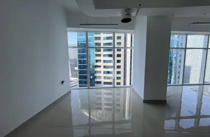 VACANT | CLOSE TO METRO | VASTU | FULLY FITTED