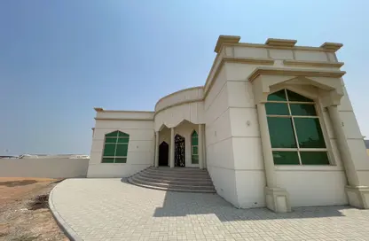Villa - 2 Bedrooms - 2 Bathrooms for rent in Al Riffa - Ras Al Khaimah