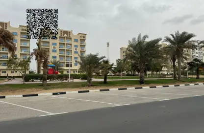 شقة - 2 غرف نوم - 3 حمامات للبيع في قرية الأميرة - عجمان