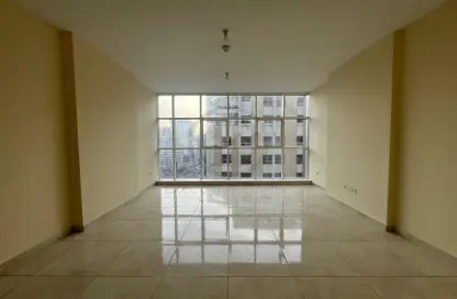Apartment - 3 Bedrooms - 4 Bathrooms for rent in Al Kali Building - Tourist Club Area - Abu Dhabi