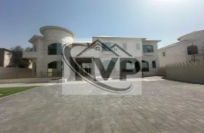 Villa - 7 Bedrooms - 7+ Bathrooms for rent in Nad Al Sheba 1 - Nad Al Sheba - Dubai