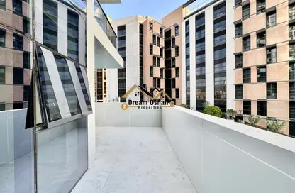 Apartment - 1 Bedroom - 2 Bathrooms for rent in Sama Al Jaddaf - Al Jaddaf - Dubai