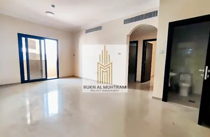 Apartment - 1 Bedroom - 2 Bathrooms for rent in AlFalah - Muwaileh Commercial - Sharjah
