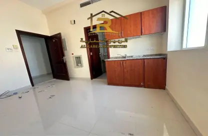 Apartment - 1 Bathroom for rent in Ajman Corniche Road - Ajman