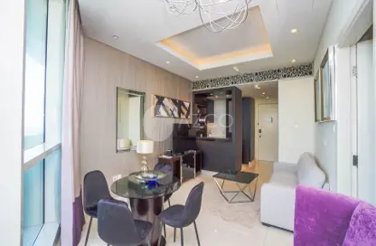 صورة لـ غرفة المعيشة / غرفة الطعام شقة - غرفة نوم - 2 حمامات للبيع في داماك ميزون ذا ديستنكشن - دبي وسط المدينة - دبي ، صورة رقم 1