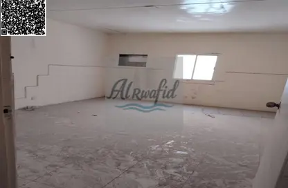 سكن عمال - استوديو - 8 حمامات للايجار في الجرف الصناعية 2 - الجرف الصناعية - عجمان