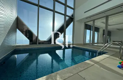 صورة لـ حوض سباحة بنتهاوس - 5 غرف نوم - 7 حمامات للبيع في برج البوابة 1 - شمس أبوظبي - جزيرة الريم - أبوظبي ، صورة رقم 1