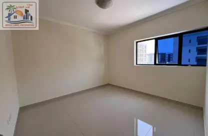 Apartment - 3 Bedrooms - 2 Bathrooms for rent in Muweileh Community - Muwaileh Commercial - Sharjah