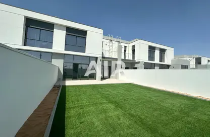 تاون هاوس - 3 غرف نوم - 3 حمامات للبيع في مروج الفرجان - الفرجان - دبي