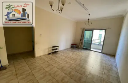Apartment - 2 Bedrooms - 2 Bathrooms for rent in Qasimia 13 building - Al Nad - Al Qasimia - Sharjah