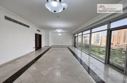 Empty Room image for: Apartment - 3 Bedrooms - 4 Bathrooms for rent in Khalifa Street - Abu Dhabi, Image 1