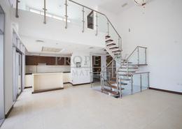 صورةسلم لـ: شقة - 3 غرف نوم - 5 حمامات للبيع في فيلا بيرا - قرية الجميرا سركل - دبي, صورة 1