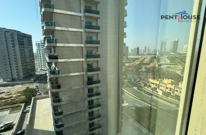 شقة - غرفة نوم - 2 حمامات للايجار في برج فرانكفورت - مدينة دبي الرياضية - دبي