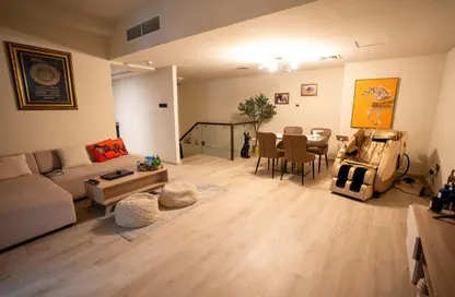 Apartment - 2 Bedrooms - 3 Bathrooms for rent in Pacific Fiji - Pacific - Al Marjan Island - Ras Al Khaimah