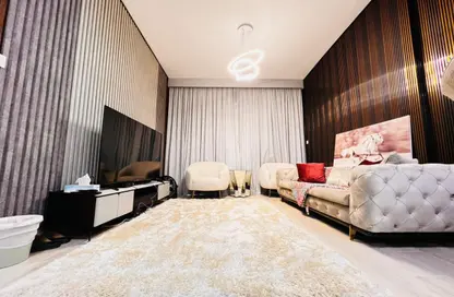 Apartment - 1 Bedroom - 2 Bathrooms for rent in Bloom Towers C - Bloom Towers - Jumeirah Village Circle - Dubai
