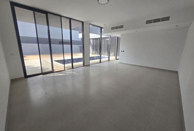 15372602 - Property Image 3