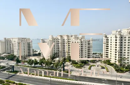 Apartment - 3 Bedrooms - 4 Bathrooms for rent in Al Khushkar - Shoreline Apartments - Palm Jumeirah - Dubai