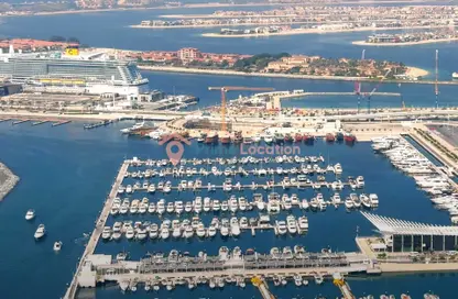 Apartment - 3 Bedrooms - 4 Bathrooms for sale in Seapoint - EMAAR Beachfront - Dubai Harbour - Dubai