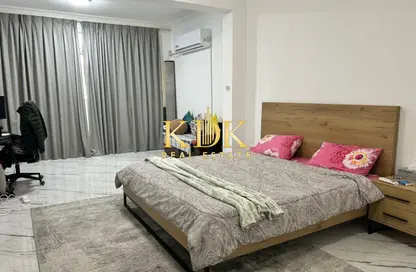 Villa - 4 Bedrooms - 6 Bathrooms for rent in Shamal Terraces - District 14 - Jumeirah Village Circle - Dubai Villa - 4 Bedrooms - 6 Bathrooms for rent in Shamal Terraces - District 14 - Jumeirah Village Circle - Dubai