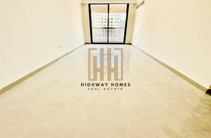 شقة - 2 غرف نوم - 3 حمامات للايجار في مبنى مويلح - مويلح - الشارقة