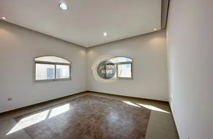 شقة - 1 حمام للايجار في شارع المطار - أبوظبي