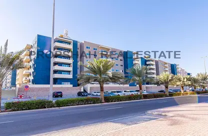 Apartment - 2 Bedrooms - 2 Bathrooms for rent in Tower 27 - Al Reef Downtown - Al Reef - Abu Dhabi