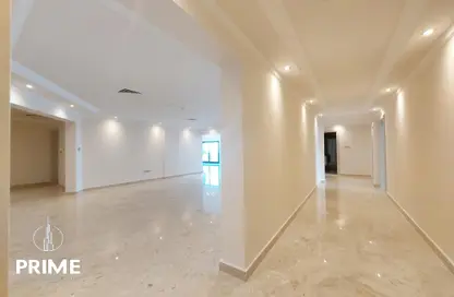 Apartment - 4 Bedrooms - 5 Bathrooms for rent in 3 Sails Tower - Corniche Road - Abu Dhabi