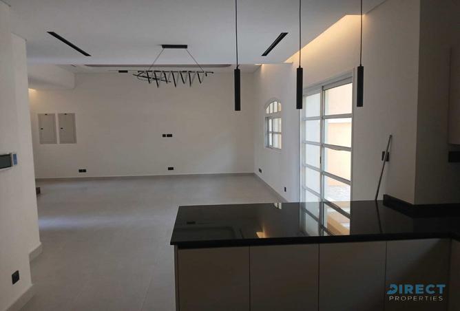 14516230 - Property Image 3